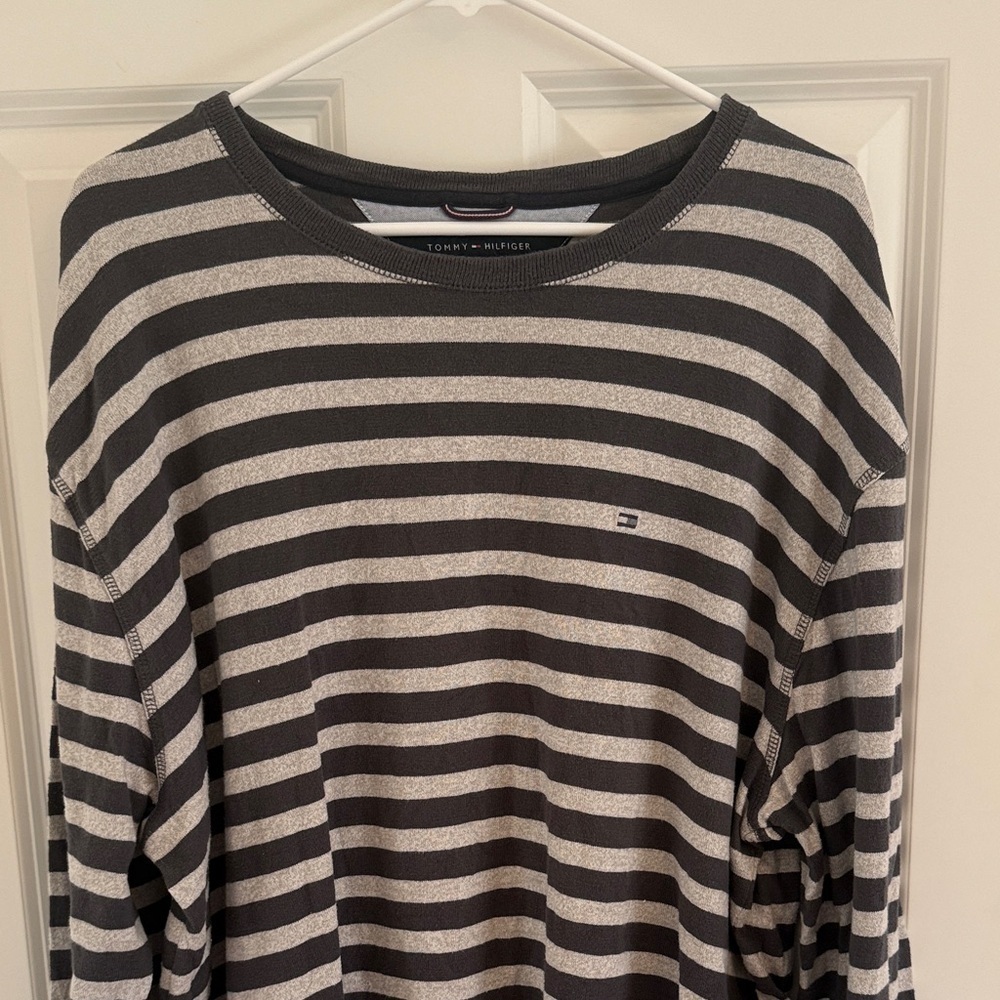 Y2K Tommy Hilfiger Charcoal and Light Gray Striped Long Sleeve Shirt XXL Tall - Picture 2 of 7